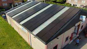 Installation photovoltaïque de 28800 Wc sur tôles trapèzeà Grâce-Hollogne